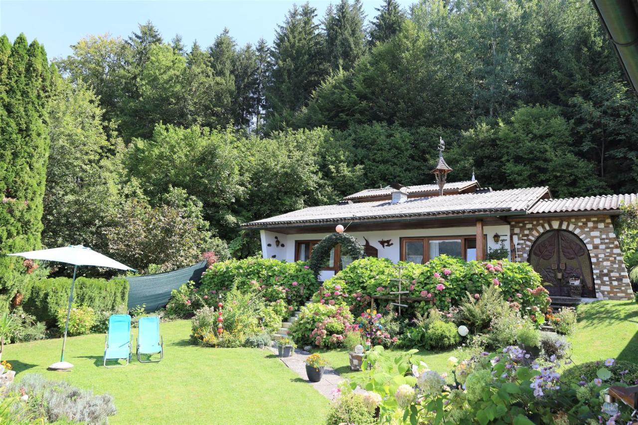 Ferienwohnung Schellander Privatstrand Velden am Worthersee Bagian luar foto