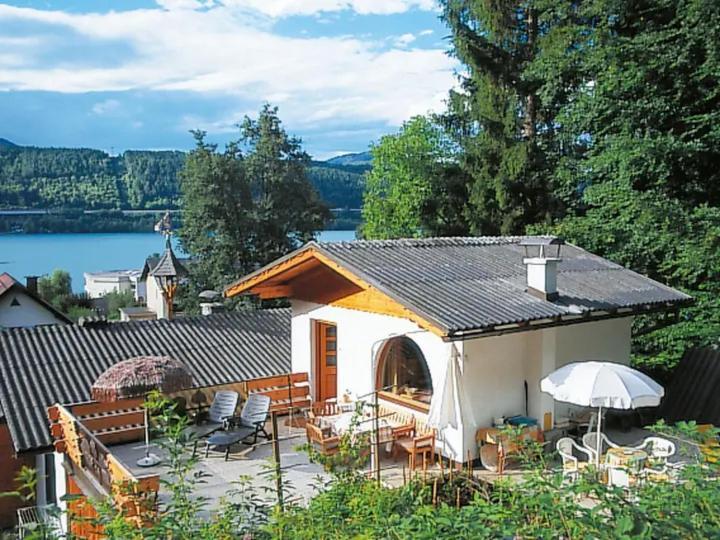 Ferienwohnung Schellander Privatstrand Velden am Worthersee Bagian luar foto
