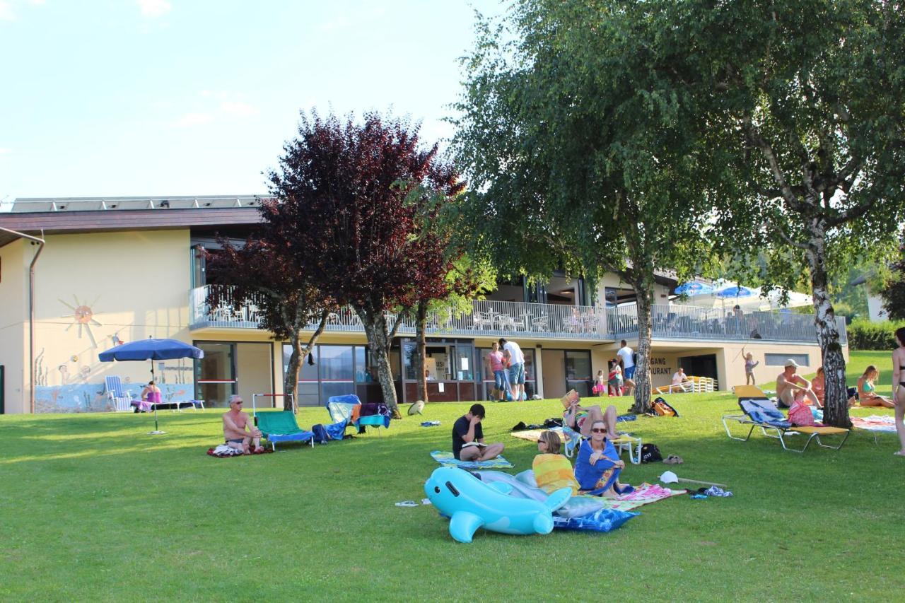 Ferienwohnung Schellander Privatstrand Velden am Worthersee Bagian luar foto