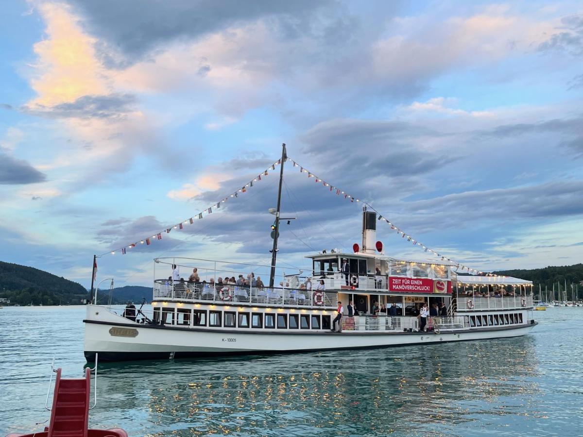 Ferienwohnung Schellander Privatstrand Velden am Worthersee Bagian luar foto