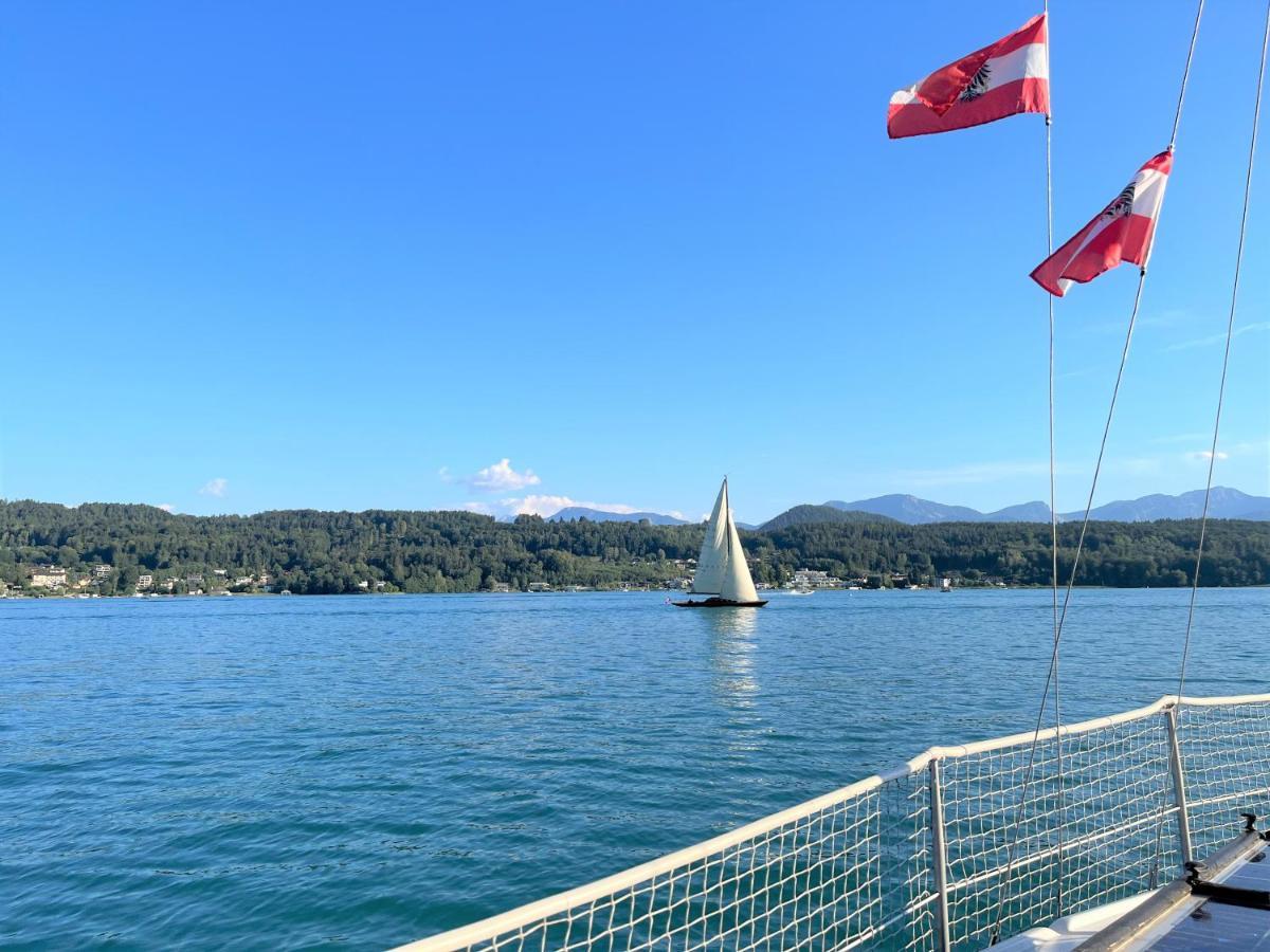 Ferienwohnung Schellander Privatstrand Velden am Worthersee Bagian luar foto