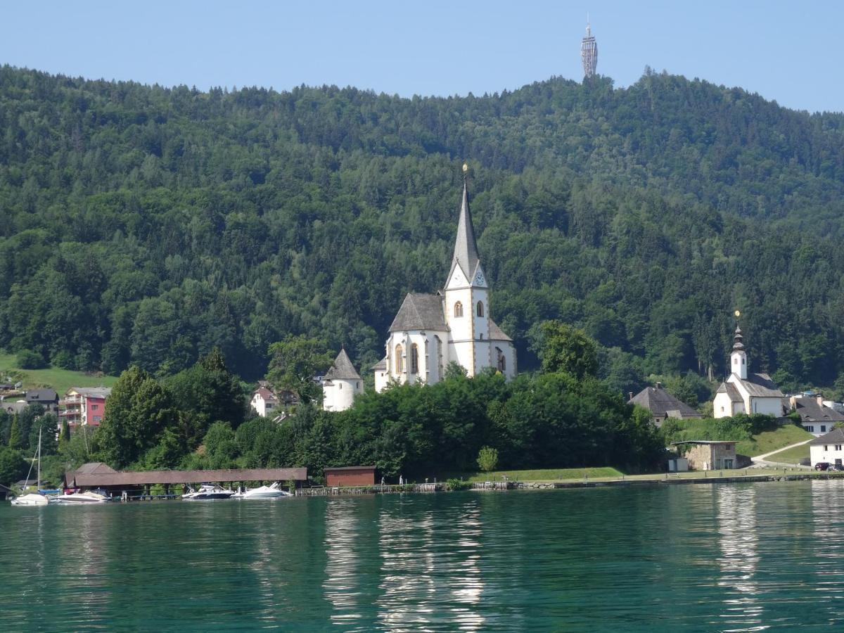 Ferienwohnung Schellander Privatstrand Velden am Worthersee Bagian luar foto