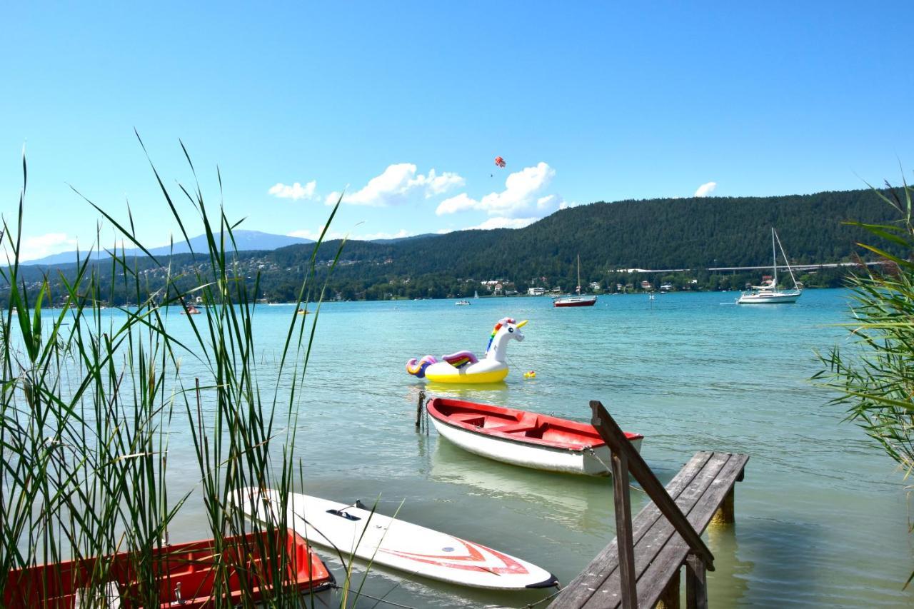 Ferienwohnung Schellander Privatstrand Velden am Worthersee Bagian luar foto