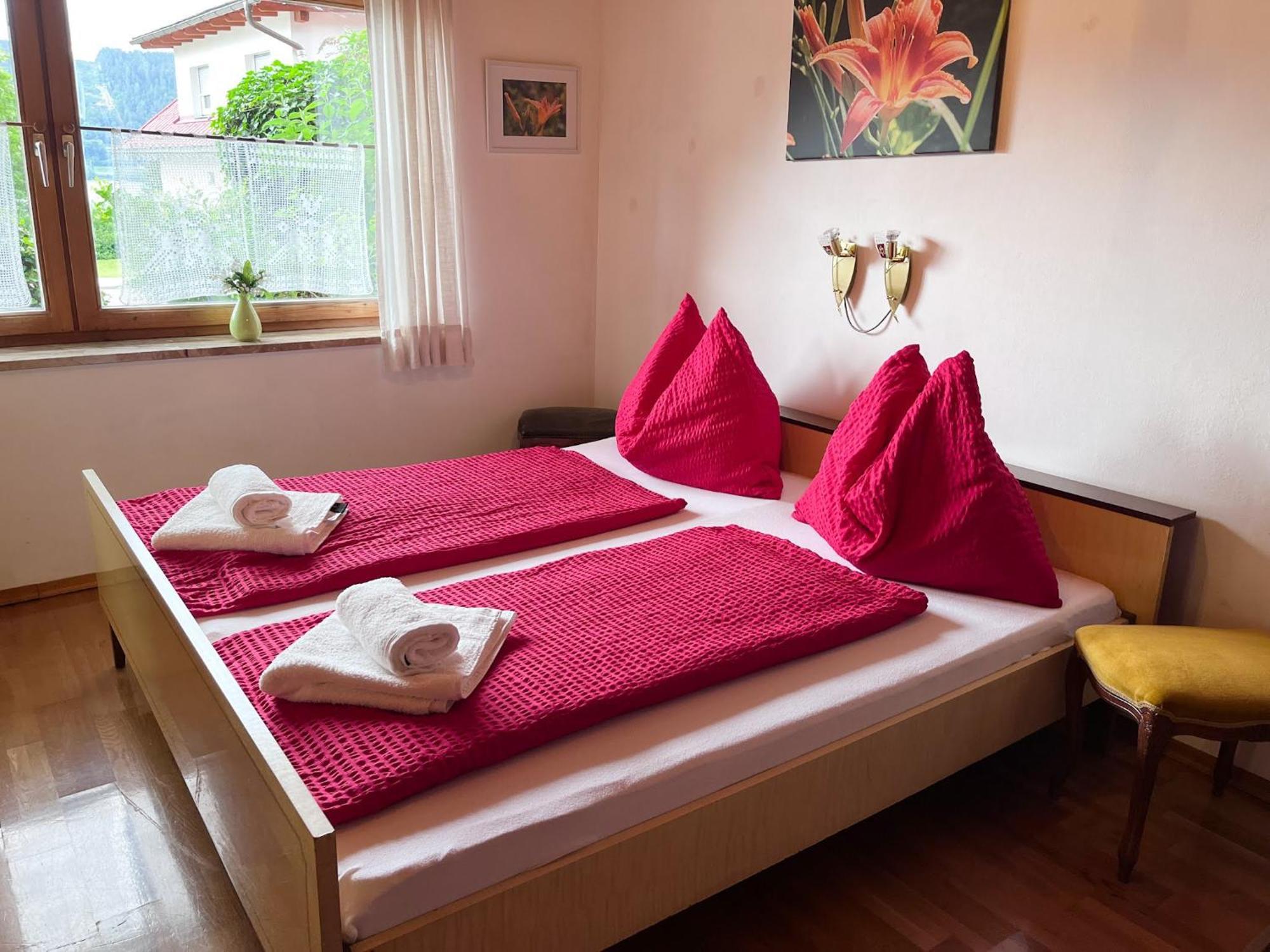 Ferienwohnung Schellander Privatstrand Velden am Worthersee Ruang foto