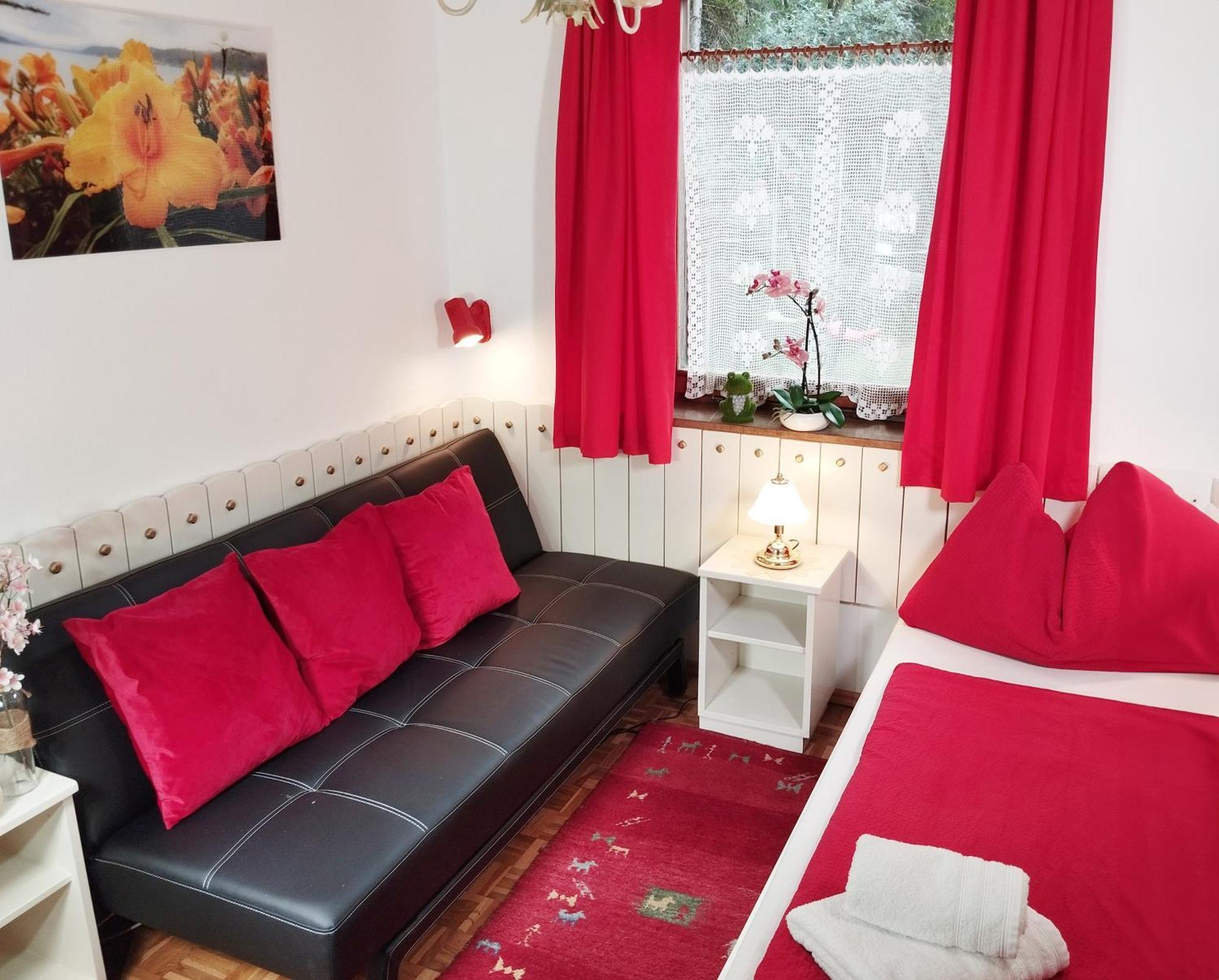 Ferienwohnung Schellander Privatstrand Velden am Worthersee Ruang foto
